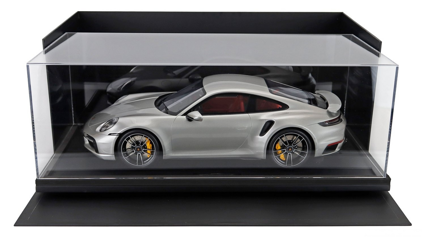 GT Spirit 2020 Porsche 911 992 Turbo S GT Silver 1:8