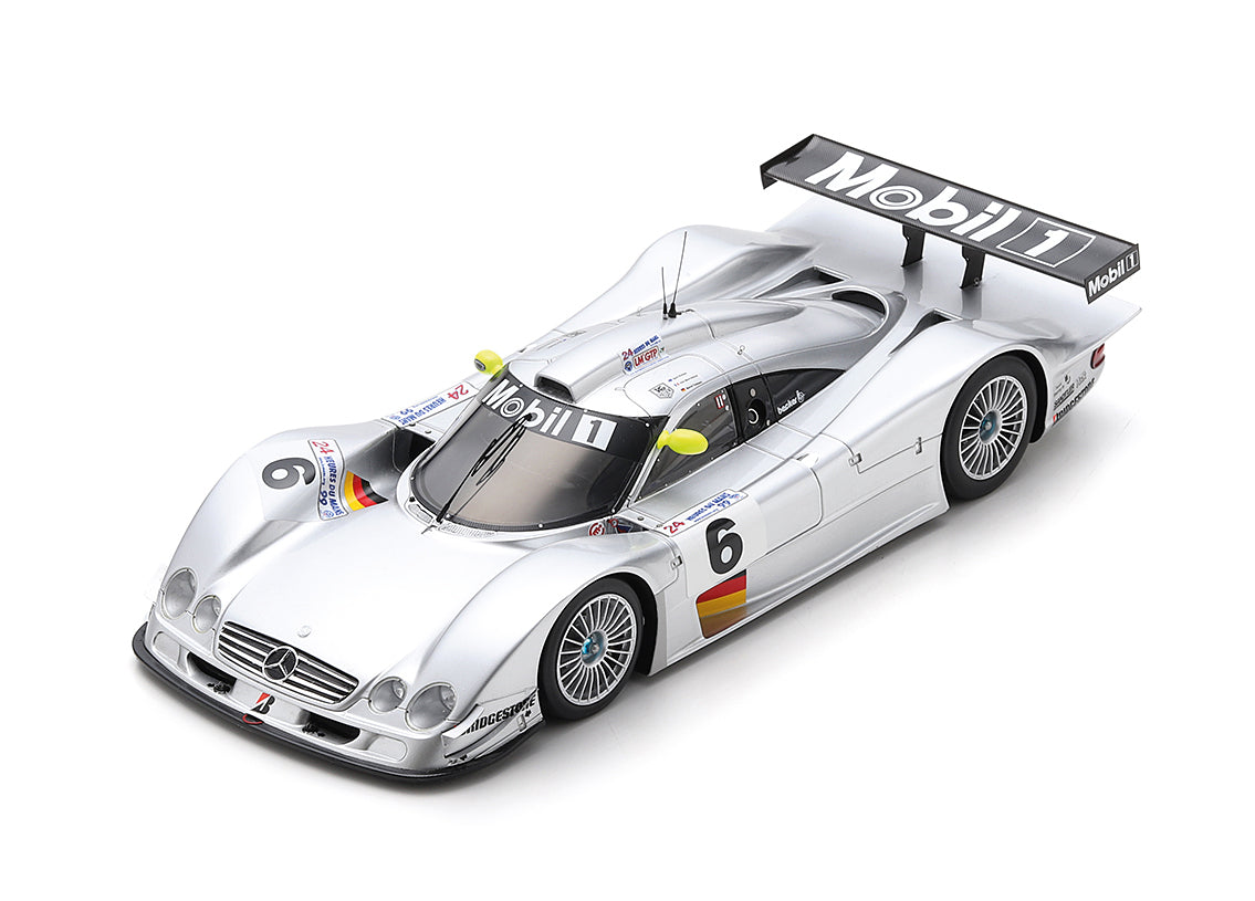 Spark-Model Mercedes CLR #6 1999 24hr Le Mans Silver 1:18 WITH DISPLAY