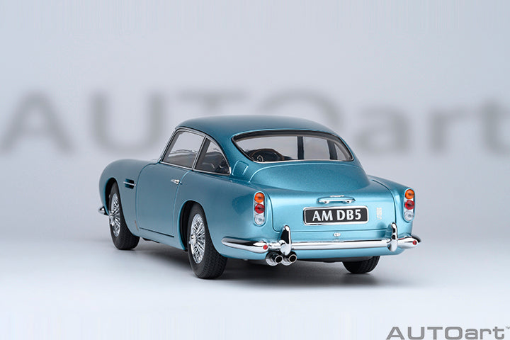 AUTOart Aston Martin DB5 Caribbean Pearl Blue 1:18