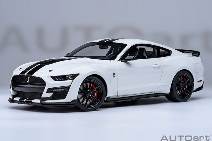 AUTOart Ford Shelby Mustang GT500 Oxford White 1:18 – STM Diecast