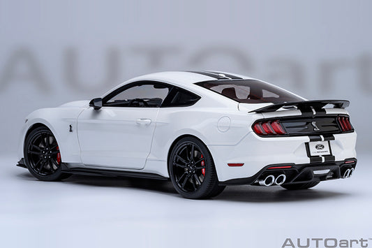 AUTOart Ford Shelby Mustang GT500 Oxford White 1:18