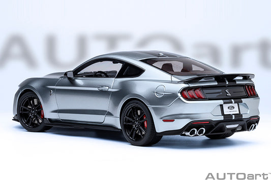 AUTOart Ford Shelby Mustang GT500 Iconic Silver 1:18