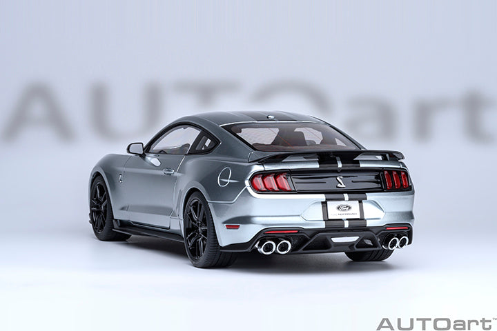 AUTOart Ford Shelby Mustang GT500 Iconic Silver 1:18