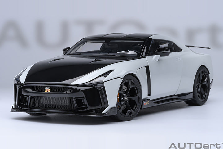 AUTOart 2020 Nissan GT-R (R50) by Italdesign Metallic White w/ Black 1:18
