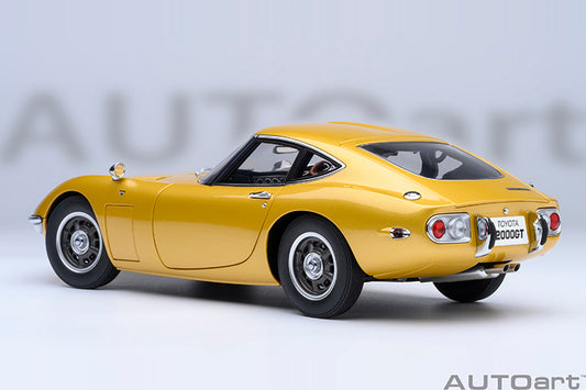 AUTOart 1967 Toyota 2000GT (Upgraded Version) Gold 1:18