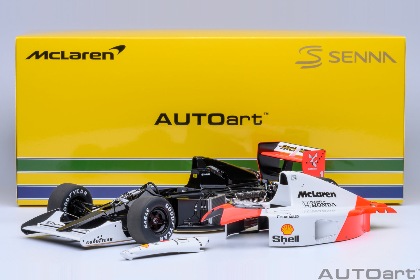 AUTOart Mclaren (w/ Logo) Honda MP4/6 No 1 Japanese GP 1991 Senna 1:18