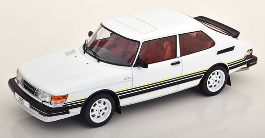MCG 1981 Saab 900 Turbo White w/ Red Interior 1:18