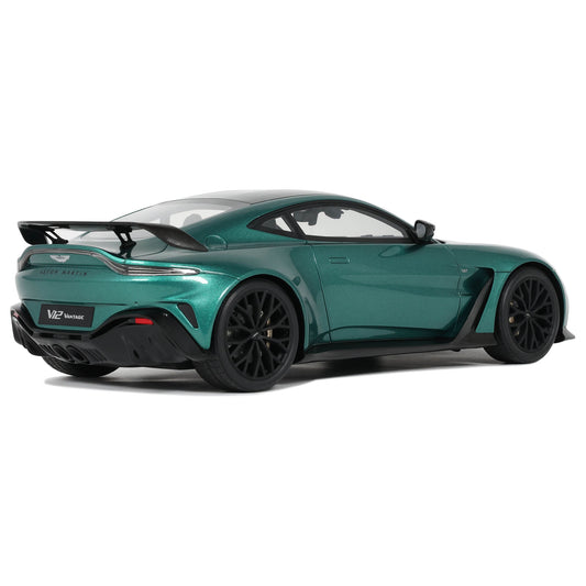 GT Spirit 2023 Aston Martin V12 Vantage Racing Green 1:18