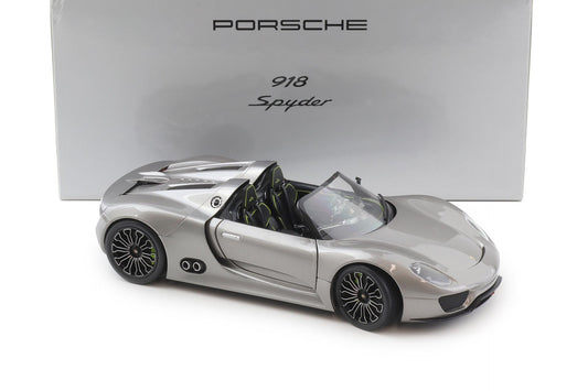 Minichamps Porsche 918 Spyder Prototype Liquid Metal Silver 1:18 DEALER EDITION