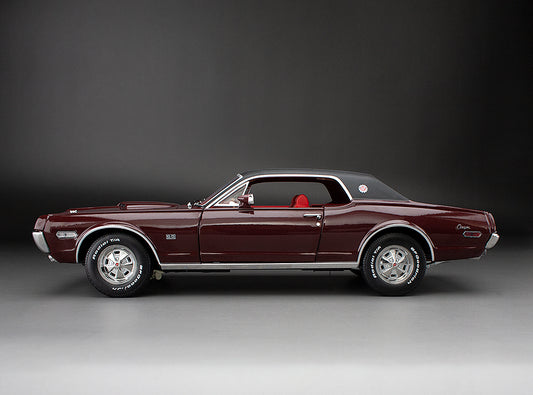 Sun-Star 1968 Mercury Cougar XR7G Coupe Cherry Red 1:18