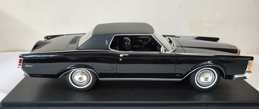 Cult-Scale 1971 Lincoln Continental Mark III Black 1:18