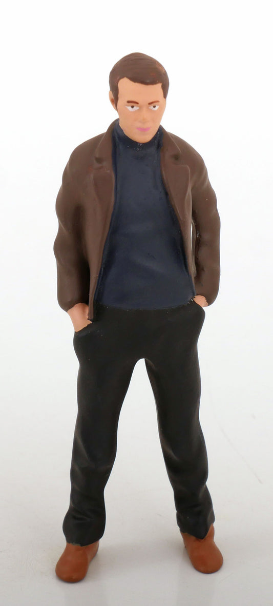 KK Scale - Figures - Steve McQueen Standing Figure from Bullitt Movie 1:18