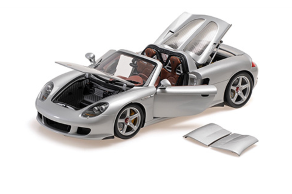 Minichamps 2003 Porsche Carrera GT Silver Metallic 1:18