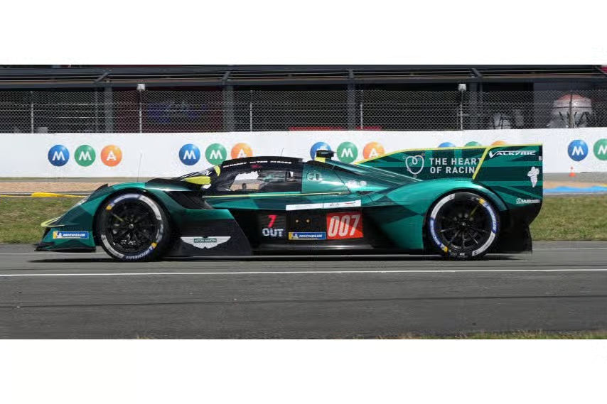 Spark-Model Aston Martin Valkyrie #007 Thor Team 8th 24hr Le Mans 2026 Green 1:18 WITH DISPLAY