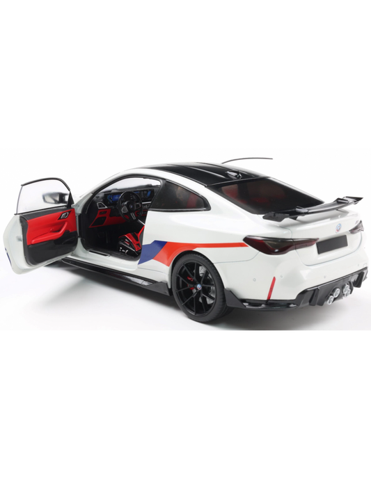Solido 2025 BMW M4 M-Performance Pack G82 White 1:18