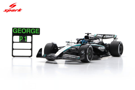 Spark-Model Mercedes W16 Team Mercedes-AMG Petronas #63 Winner Canadian GP 2025 (Russell) 1:18 WITH DISPLAY