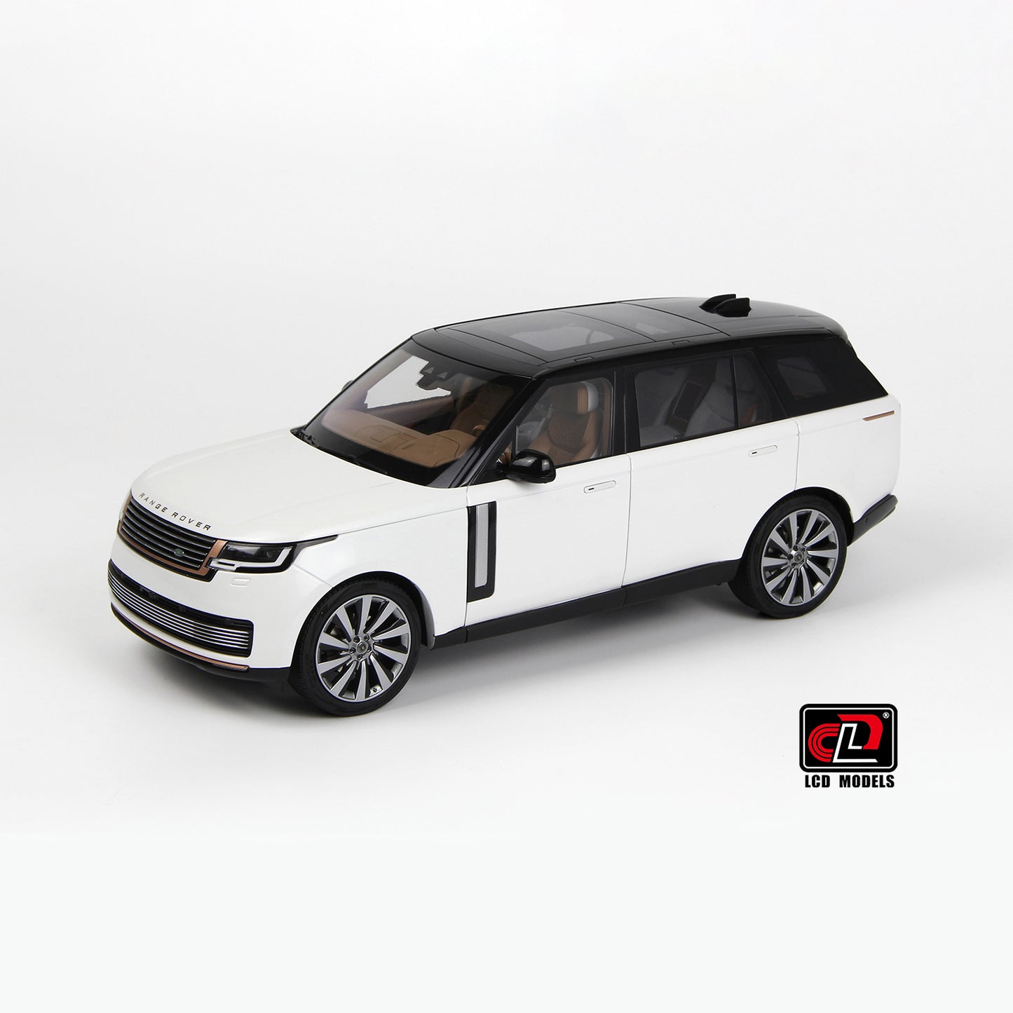 LCD 2022 Land Rover Range Rover SV Serenity White w/ Black Roof 1:18