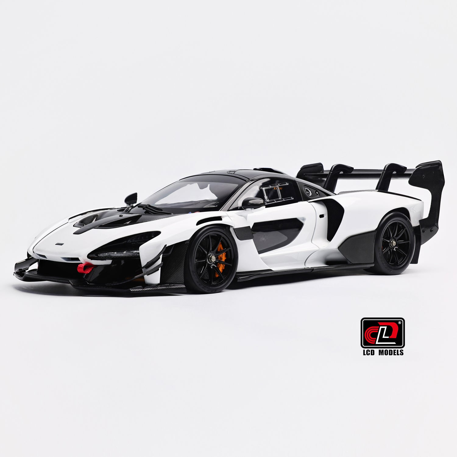 LCD Mclaren Senna GTR White 1:18 – STM Diecast