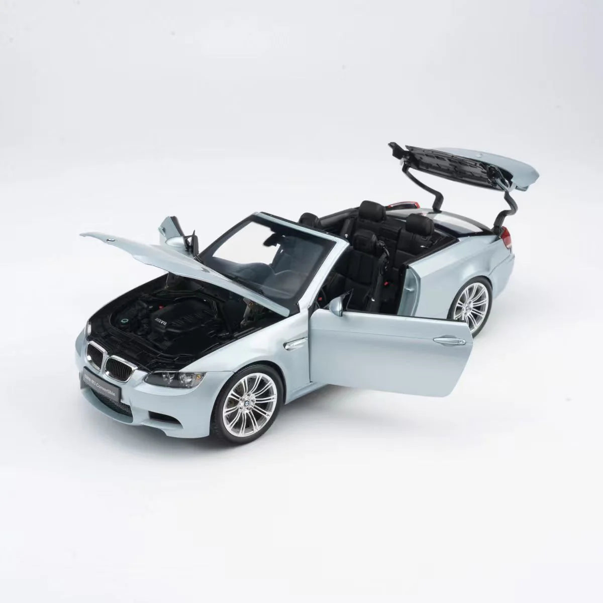 Kyosho 2010 BMW M3 E93M Hard Top Convertible Silver Stone II 1:18