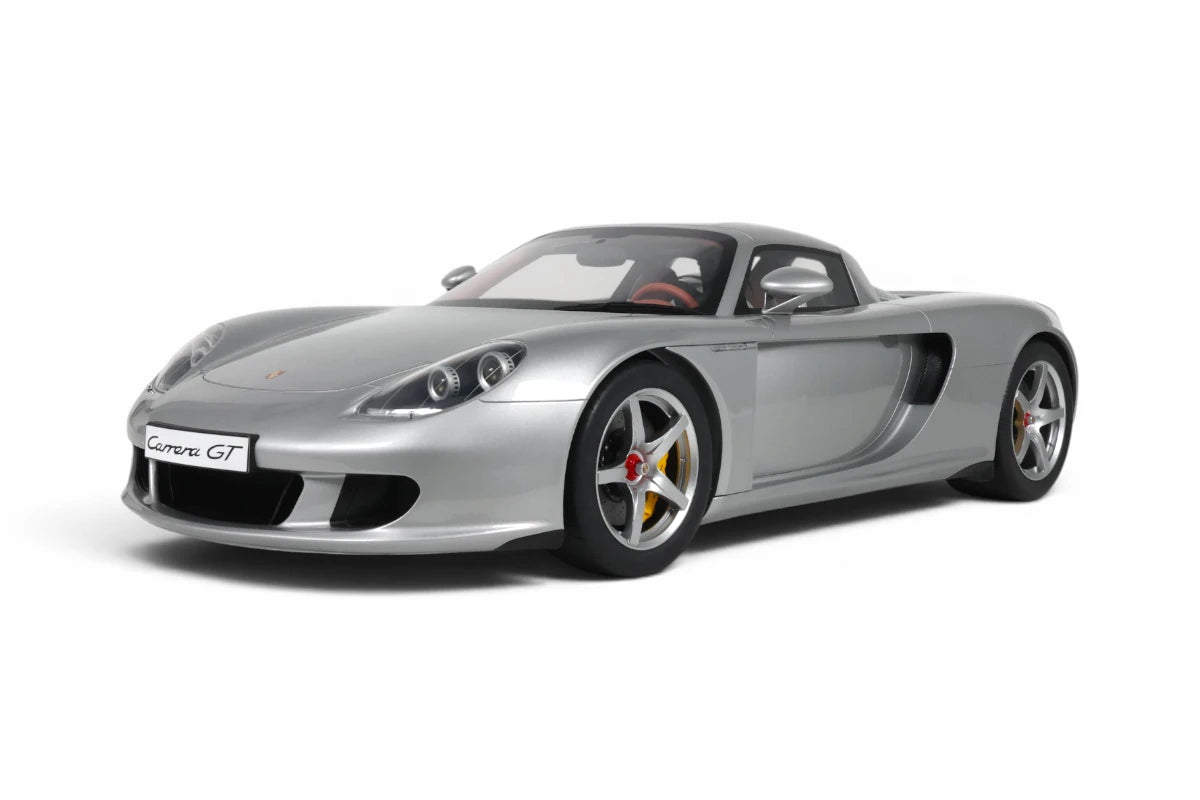 GT Spirit 2003 Porsche Carrera GT Coupe GT Silver Metallic 1:8