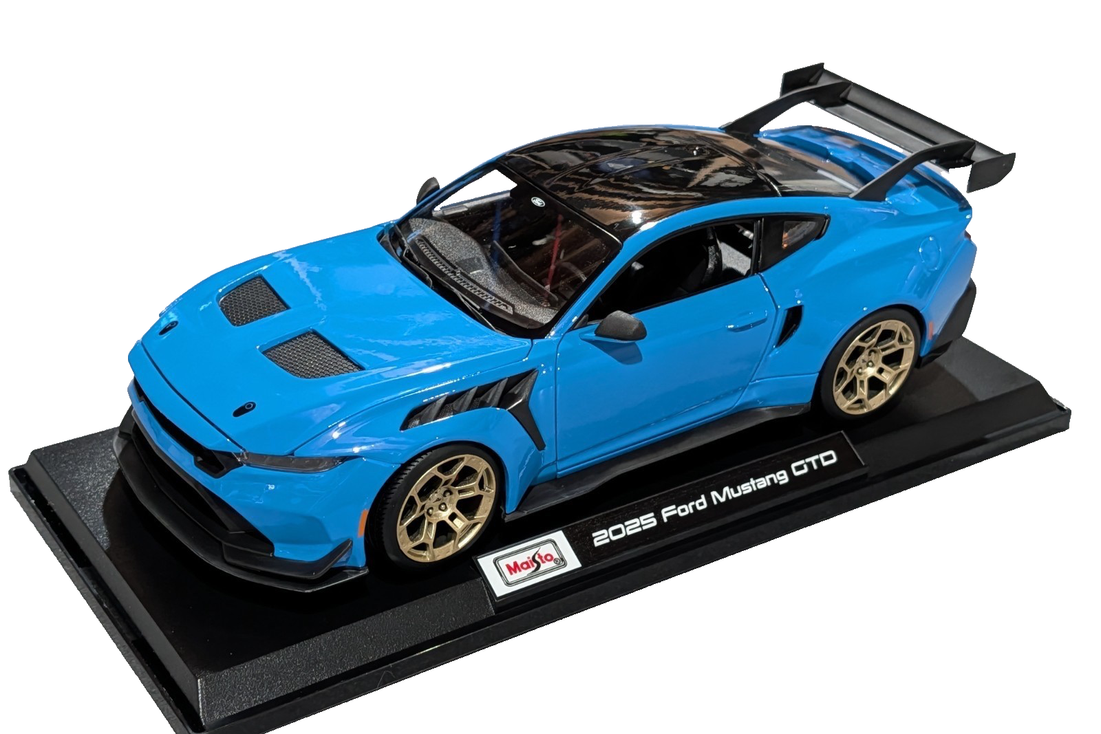 Maisto 2025 Ford USA Mustang GTD 5.2L V8 Grabber Blue 1:18 – STM