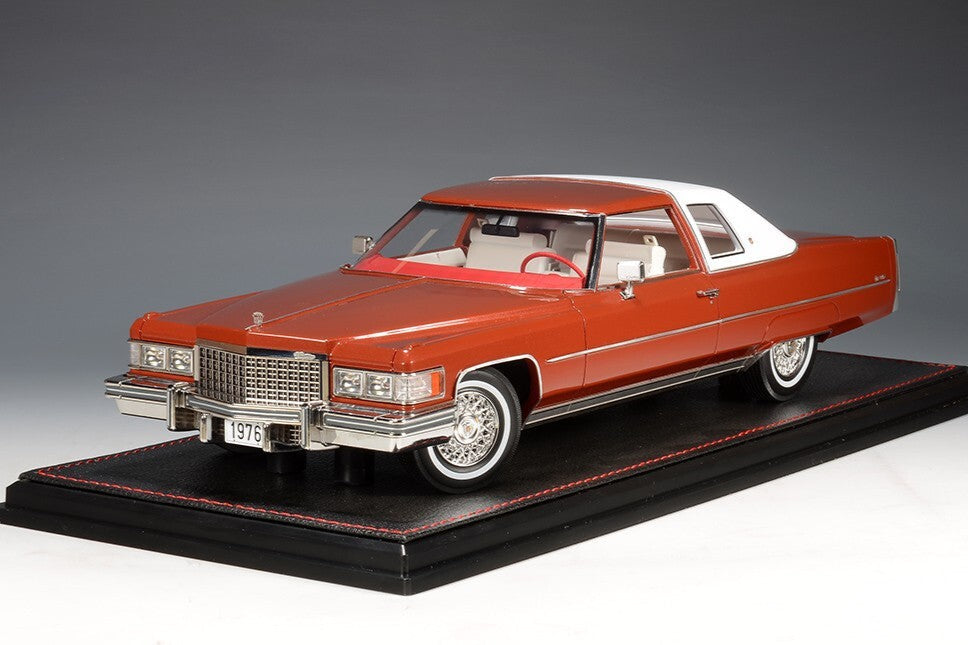 Stamp Model 1976 Cadillac Coupe DeVille Firethorn Metallic 1:18