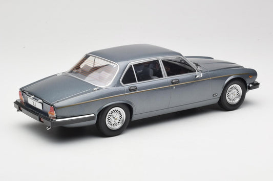 MCG 1979 Jaguar XJ Series III Grey Metallic 1:18