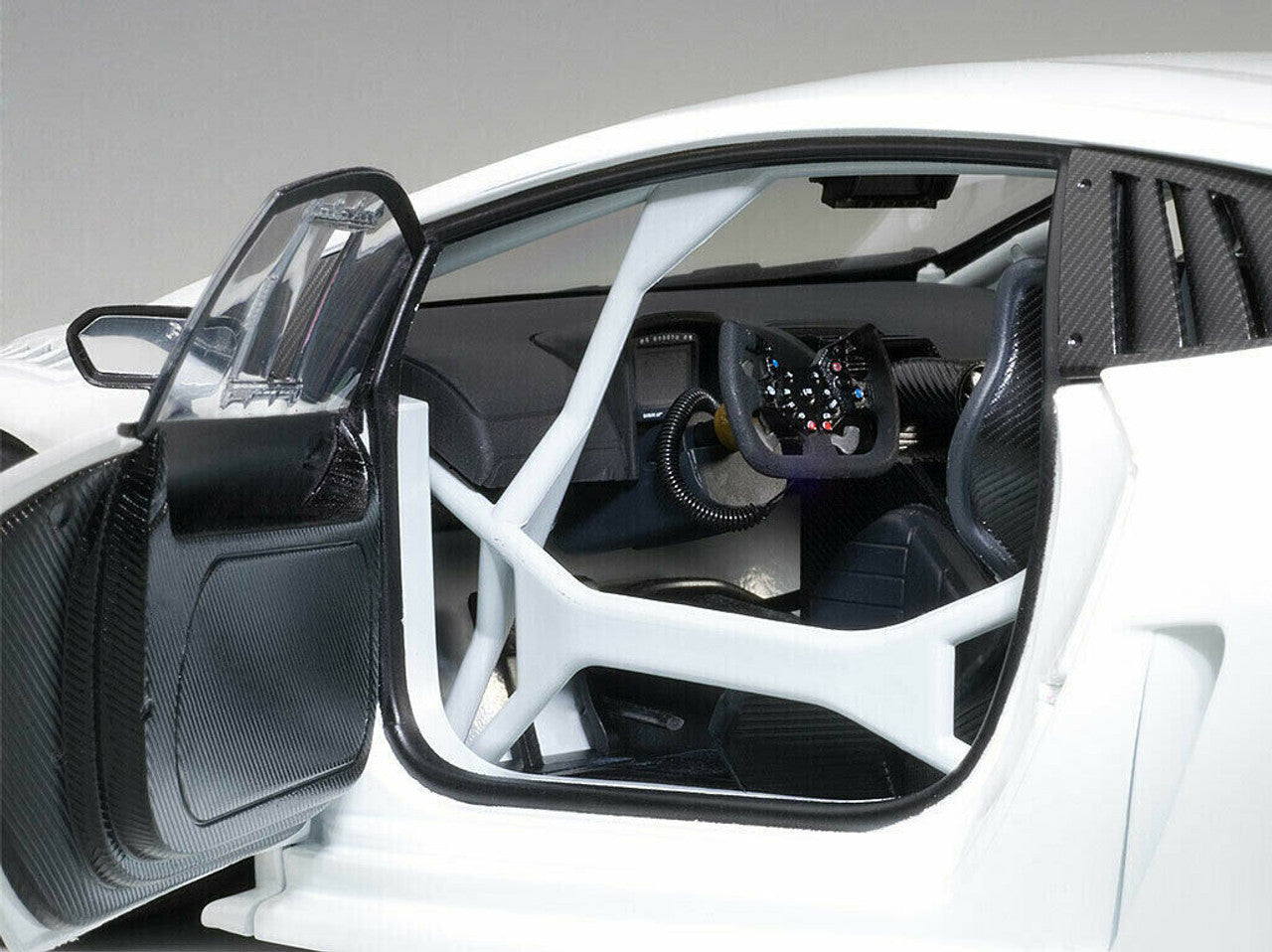 AUTOart Lamborghini Huracan GT3 Plain Body Version Blanco Isis (Solid White) 1:18