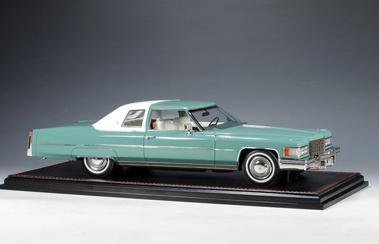 Stamp Model 1976 Cadillac Coupe DeVille Dunbarton Green 1:18