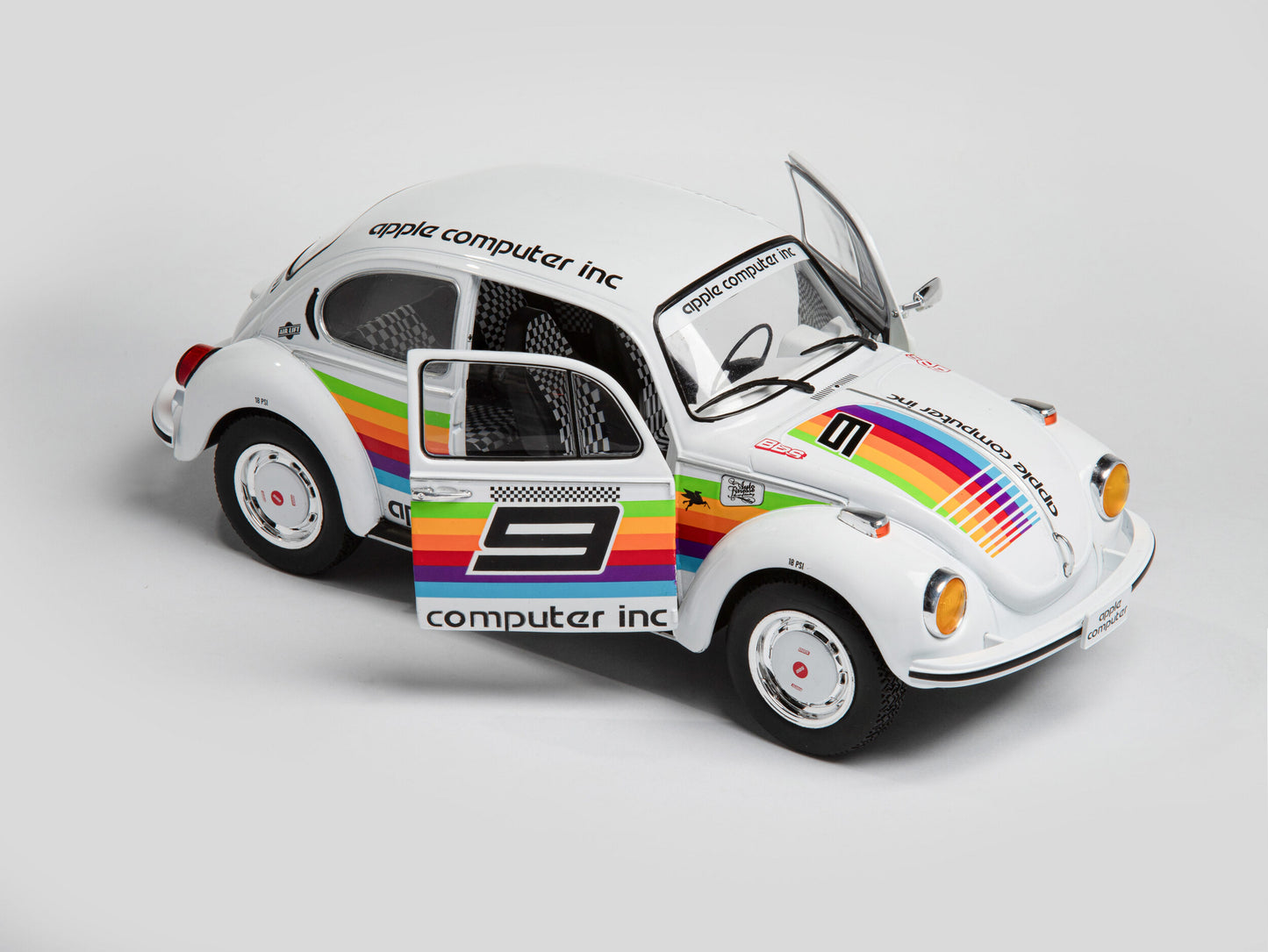 Solido 1975 Volkswagen Beetle 1303 K3 Tribute #9 White 1:18