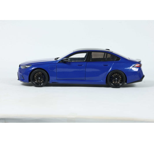 Solido 2025 BMW M5 (G90) Marina Bay Blue Metallic 1:18