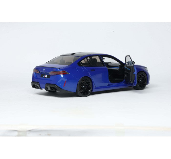 Solido 2025 BMW M5 (G90) Marina Bay Blue Metallic 1:18