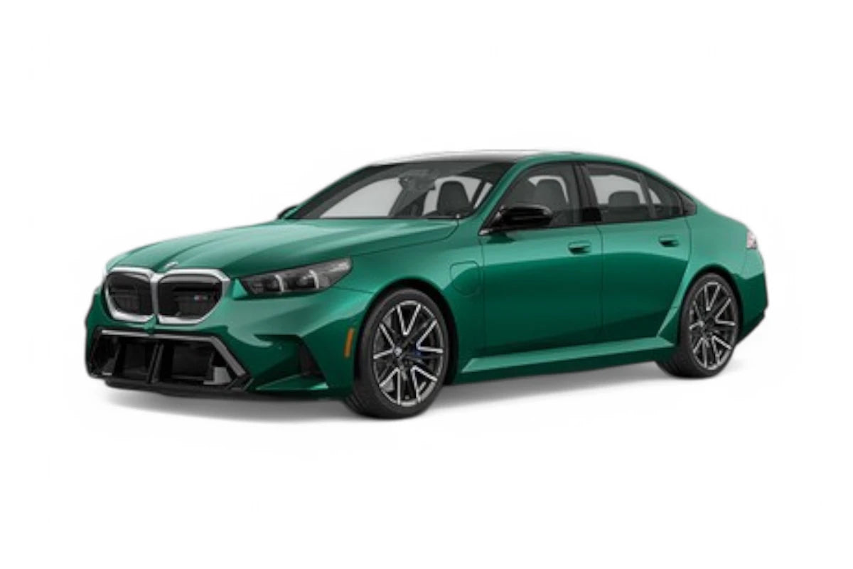 Minichamps 2024 BMW M5 (G90) Isle of Man Green Metallic 1:18