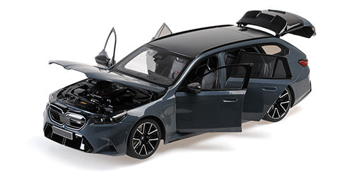 Minichamps 2024 BMW M5 Touring Wagon (G99) Brooklyn Grey Metallic 1:18