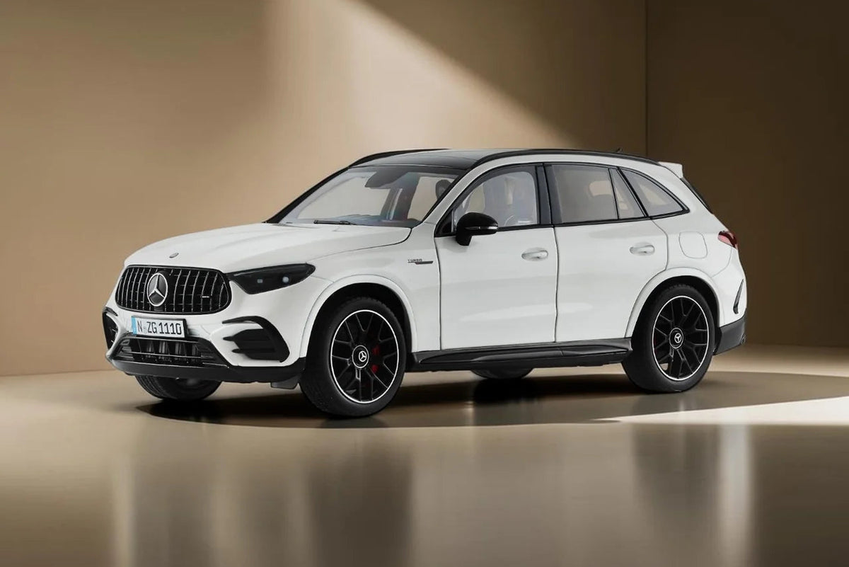 NZG 2021 Mercedes Benz GLC 63 AMG (X253) Opalith White 1:18