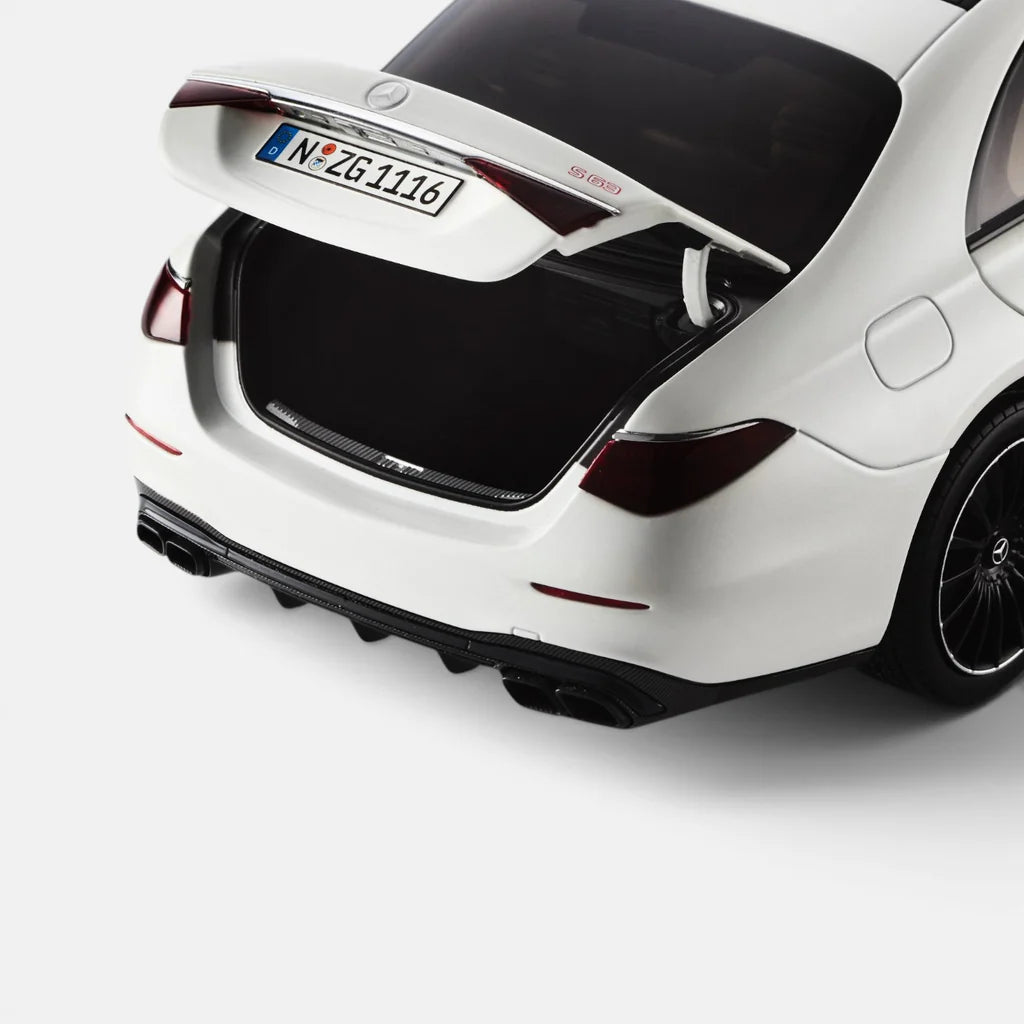NZG Mercedes Benz S63 AMG E Performance Sedan (W223) Opalith White 1:18