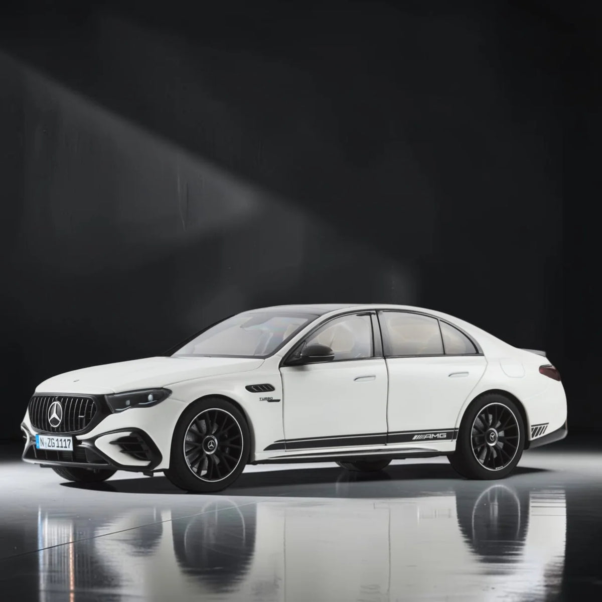 NZG Mercedes Benz E53 Hybrid AMG 4Matic Sedan (W214) Edition One White 1:18