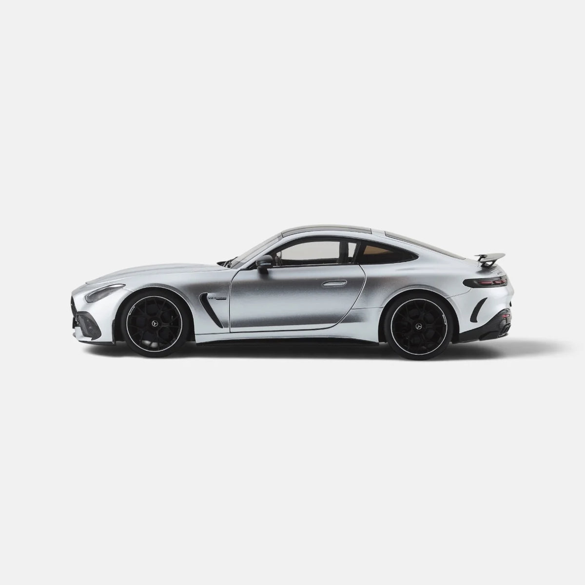 NZG Mercedes Benz AMG GT63 Pro 4Matic (C192) Hightech Silver 1:18