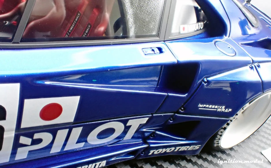 Ignition-Model Ferrari F40 LBWK LB-Works 40 Japan Blue Pilot 1:18