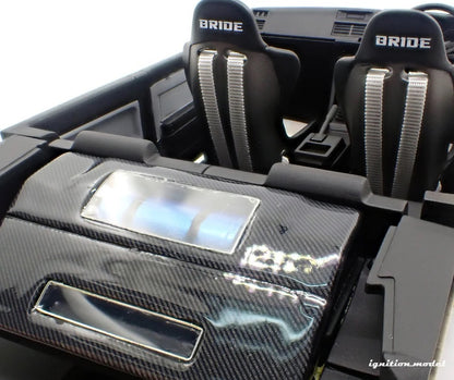 Ignition-Model Toyota Sprinter Trueno 3dr (AE86) H2 White & Black 1:18