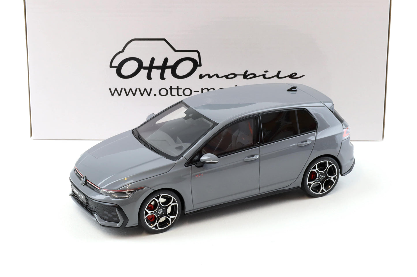 Otto 2024 Volkswagen Golf GTI MK 8 Moonstone Grey 1:18