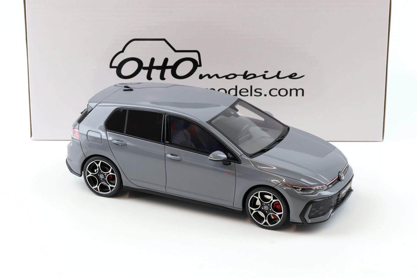 Otto 2024 Volkswagen Golf GTI MK 8 Moonstone Grey 1:18