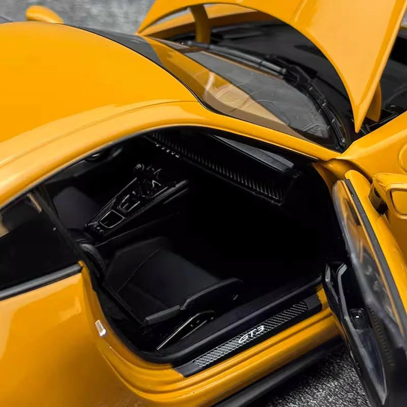 Norev 2021 Porsche 911 992 GT3 Bahama Yellow 1:18