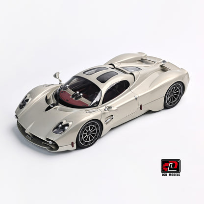 LCD Pagani Utopia Champagne Gold 1:18