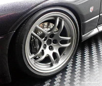 Ignition-Model Nissan Skyline GT-R R32 (BN32) V-Spec II Initial D Gun Grey Metallic 1:18