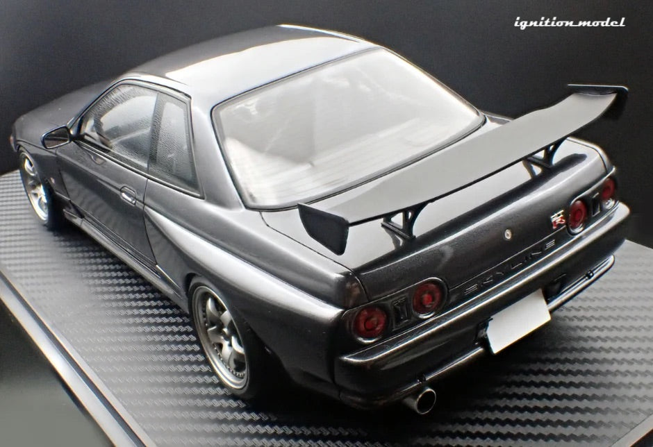 Ignition-Model Nissan Skyline GT-R R32 (BN32) V-Spec II Initial D Gun Grey Metallic 1:18