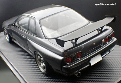 Ignition-Model Nissan Skyline GT-R R32 (BN32) V-Spec II Initial D Gun Grey Metallic 1:18