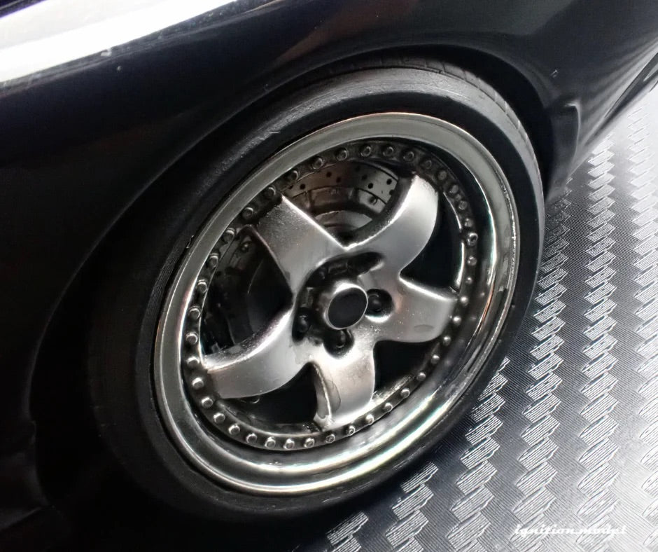 Ignition-Model Nissan Skyline GT-R R32 (BN32) V-Spec II Initial D Black 1:18