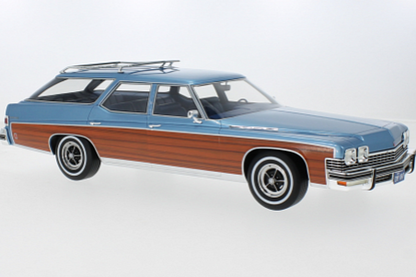 BoS-Models 1974 Buick Estate Wagon Station Wagon Blue w/ Wood Grain 1:18