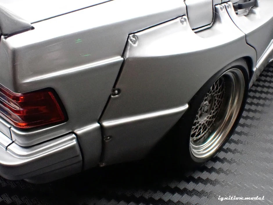 Ignition-Model Mercedes 190E Pandem Silver 1:18